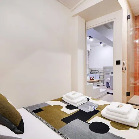Appartamento Les Halles - Grands Boulevards Renovated 3br - 8p *